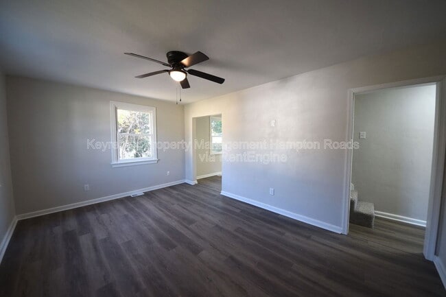 Building Photo - 18 E Gilbert St