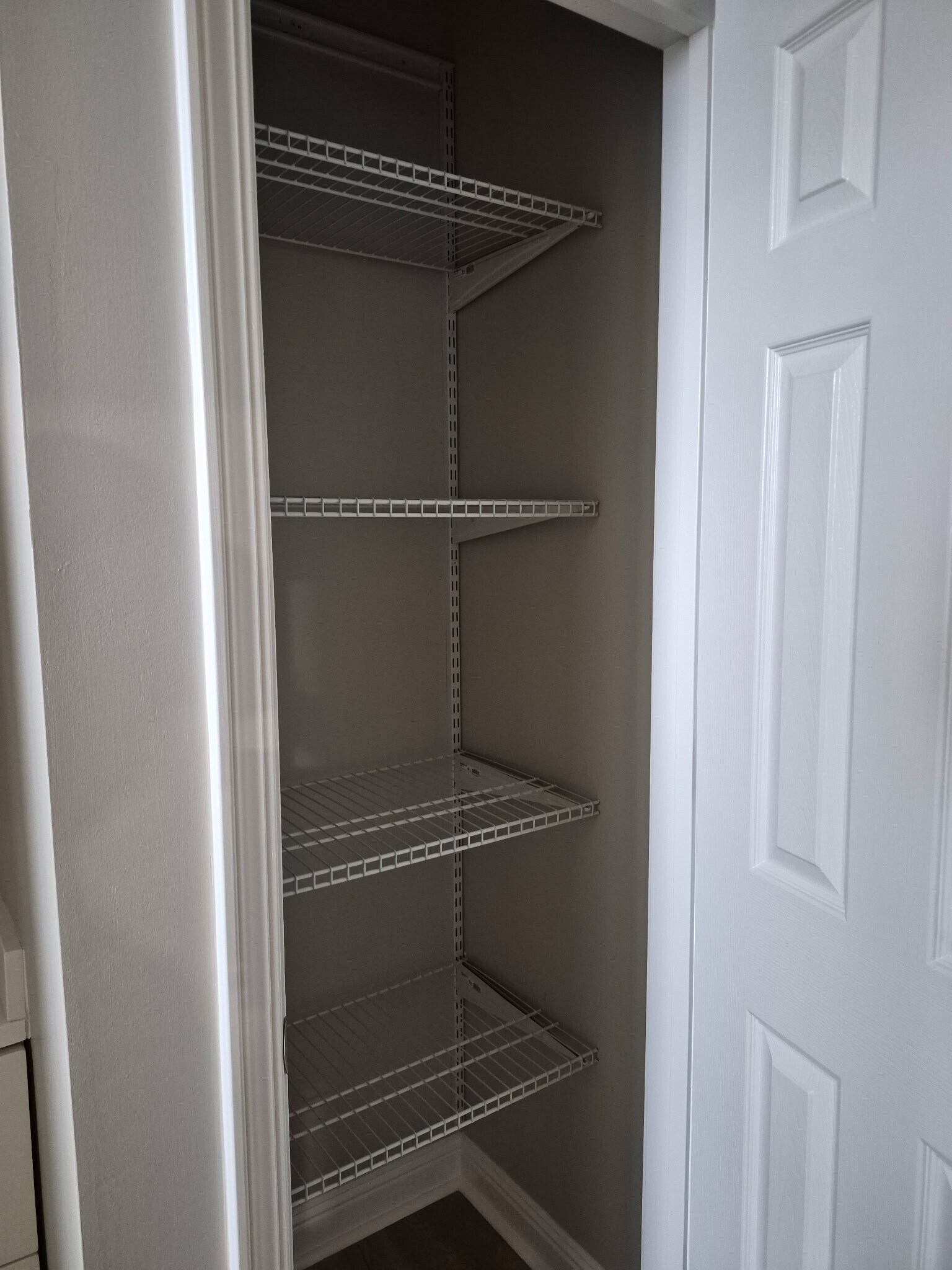 Building Photo - 111 E Main St