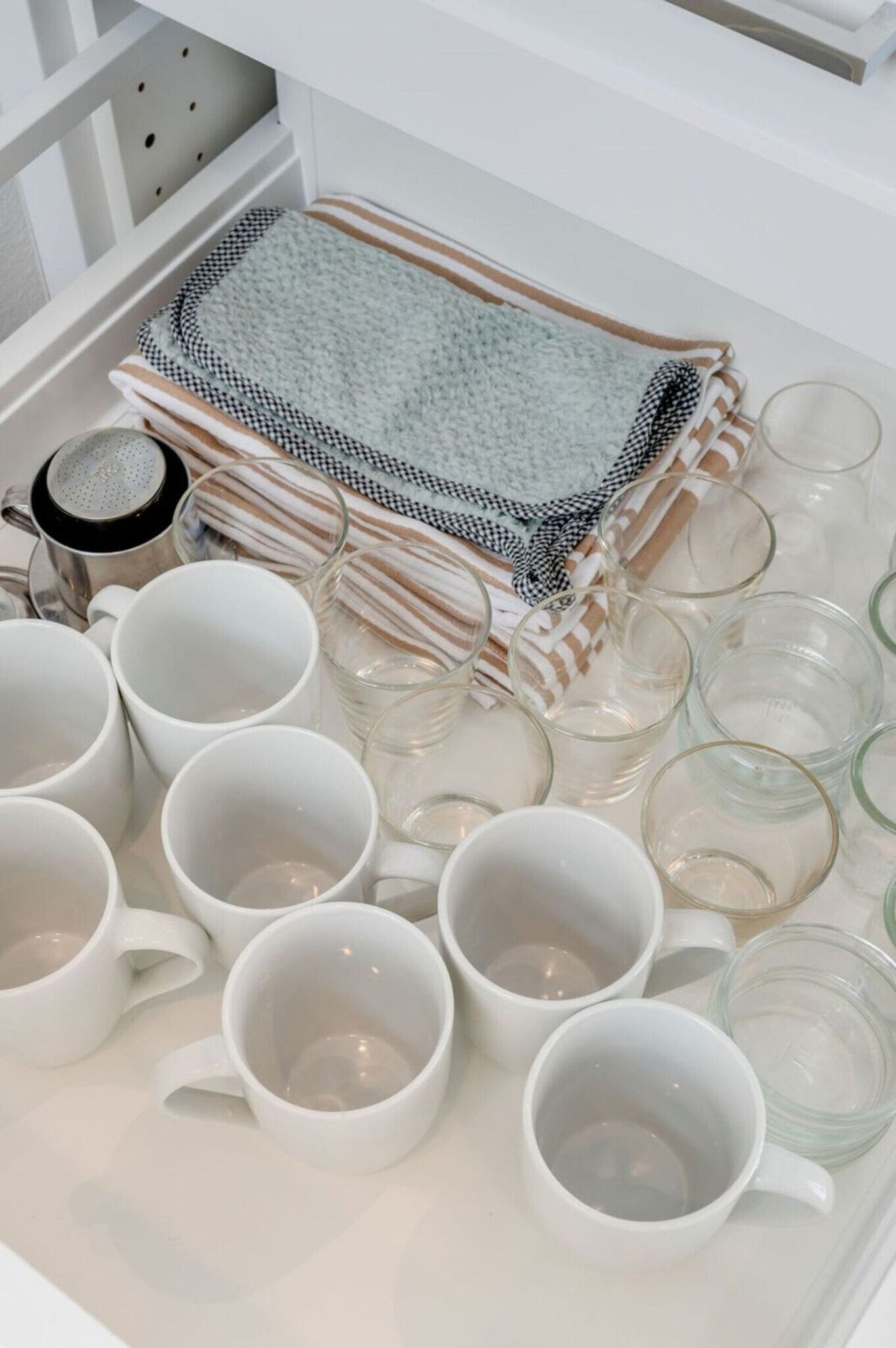 Building Photo - 4613 Dayton Ave N