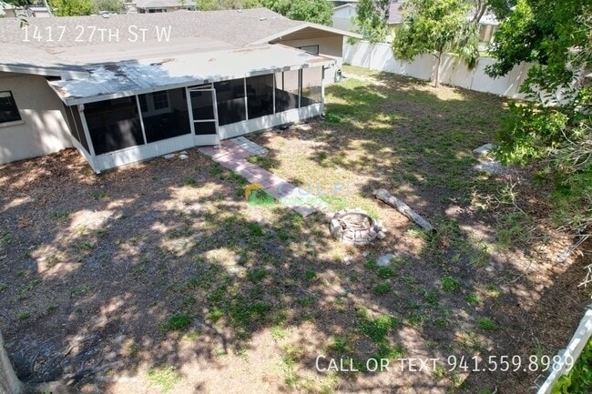 Building Photo - 1417 27th St W