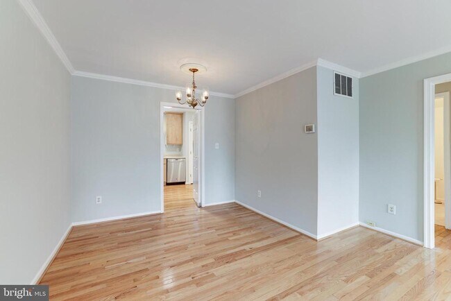Building Photo - 9823 St Cloud Ct