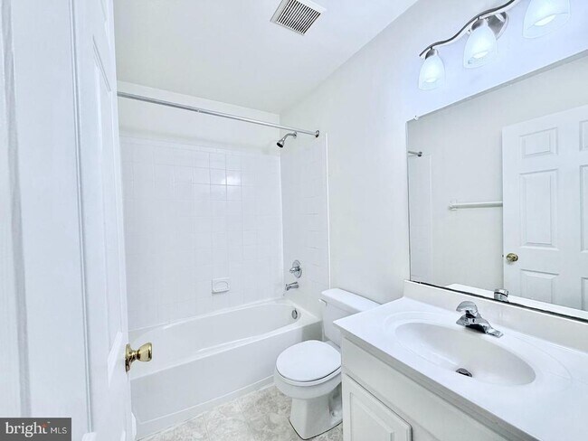 Building Photo - 2604 Delancey Way