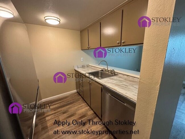 Building Photo - 1410 Kenwal Rd