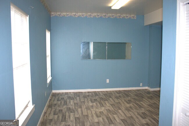 Building Photo - 4620 Thomas Jefferson Ct