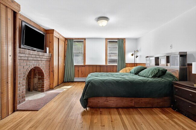 Building Photo - 288 4th St