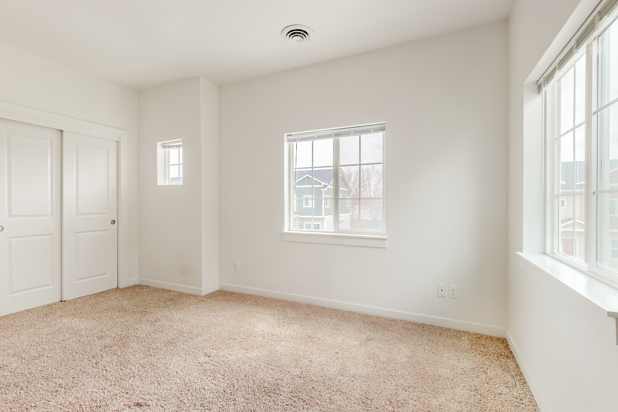 Building Photo - 11257 W Gabrielle Dr