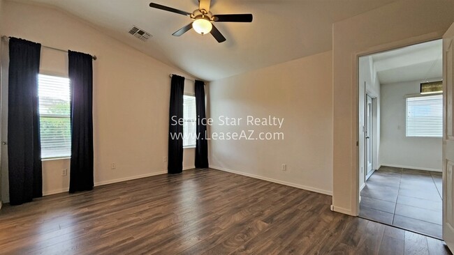 Building Photo - 36243 N Mirandesa Dr