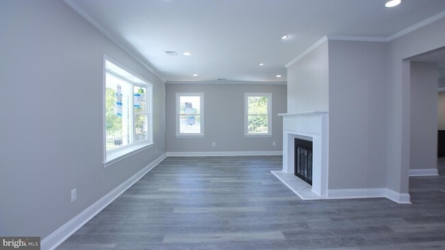 Building Photo - 2608 Holly Dr