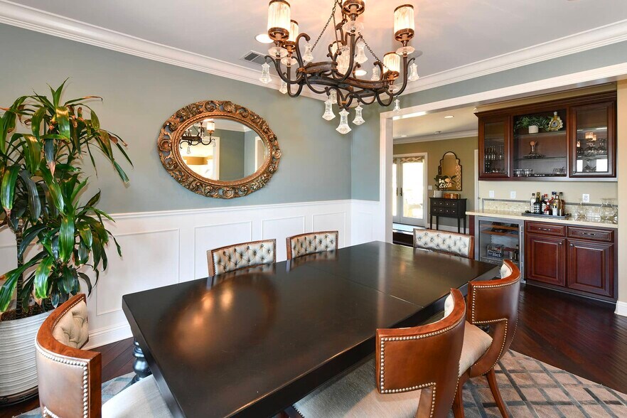 Building Photo - 21 Pinnacle Peak St