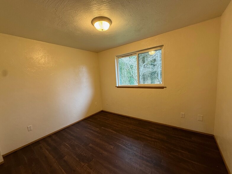 Building Photo - 1316 Wingwood Pl