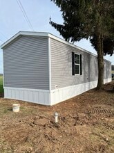 Building Photo - 673 Rexmont Rd