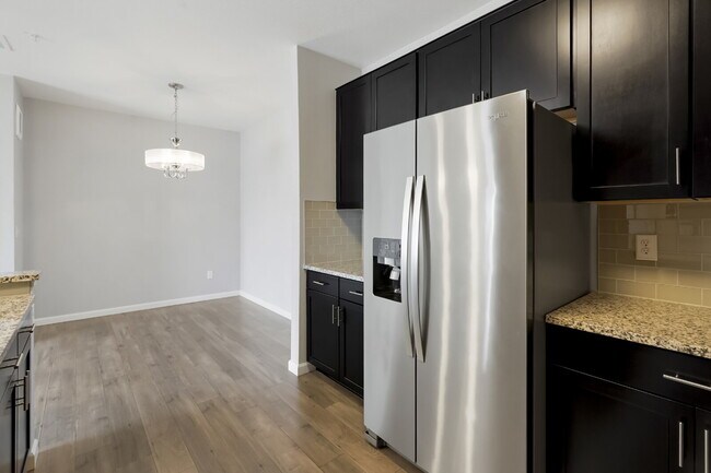 Building Photo - Spacious 3 bedroom in gated community