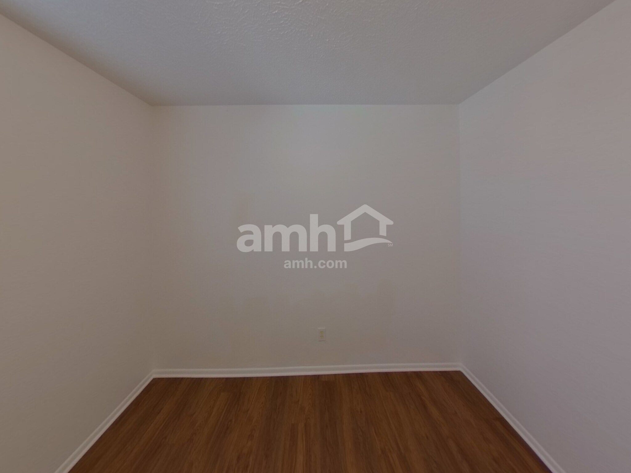 Building Photo - 6707 64th Ln E