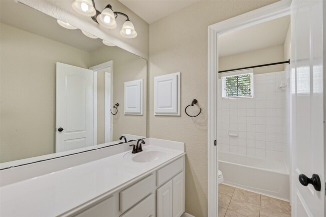 Building Photo - 6826 Sorrelwood Ln