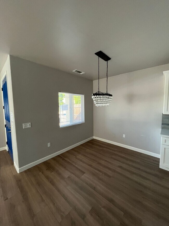 Building Photo - Newly Built 3 Bedroom Home