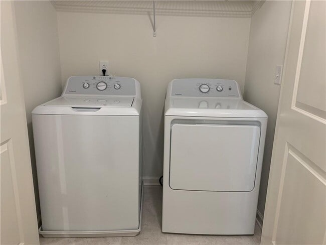 Building Photo - 4908 Longview Walk