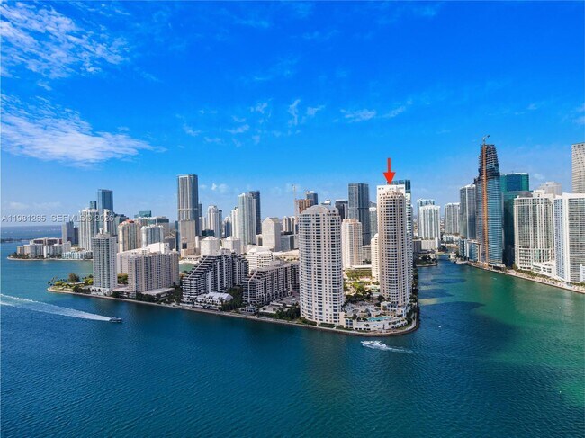 Building Photo - 848 Brickell Key Dr