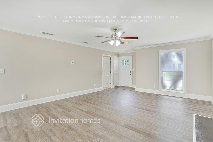 Building Photo - 869 Market Way