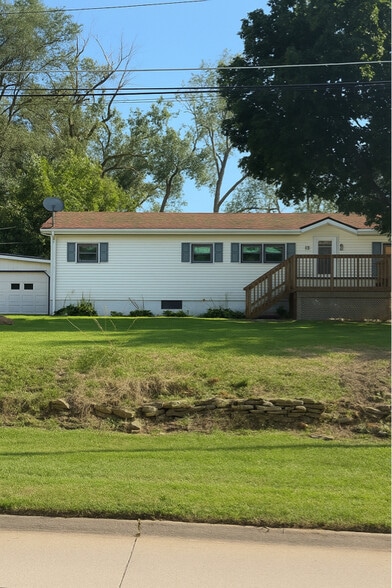 Primary Photo - 1725 1st Ave