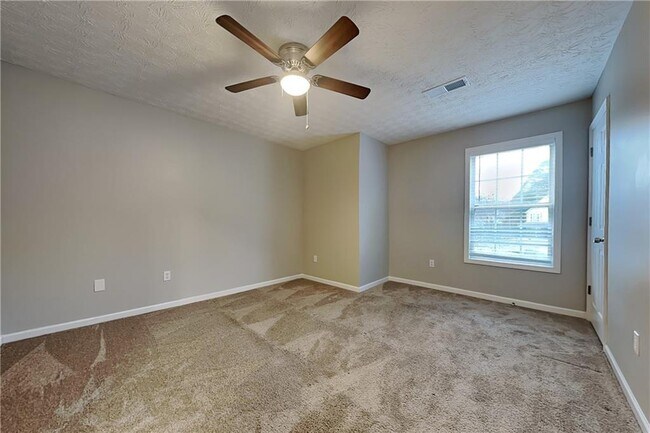 Building Photo - 1210 Webb Farm Ln