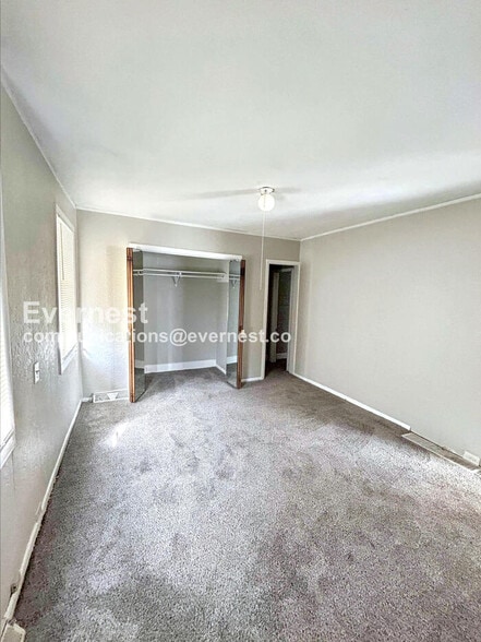 Building Photo - 3295 W 46th St