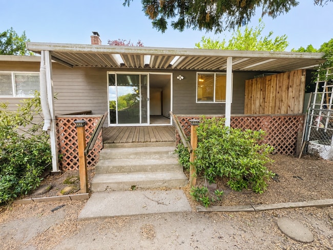 Building Photo - 21318 SE Alder Ct