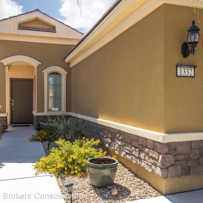 Building Photo - 2 br, 2 bath House - 1332 Beehive Lane