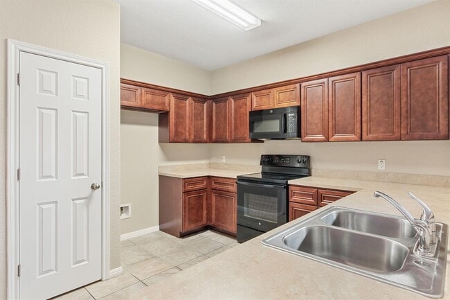 Building Photo - 412 Carl Shipp Dr