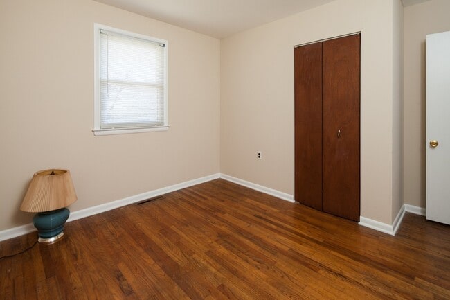 Building Photo - Ranch home near Christiana Hospital - COMI...