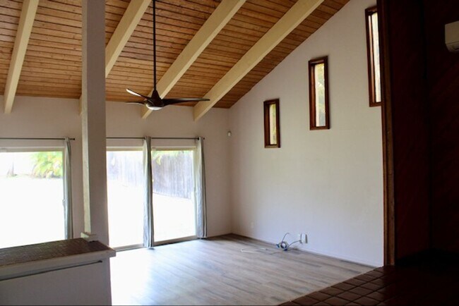Building Photo - Gorgeous Executive Kailua Home For Rent!