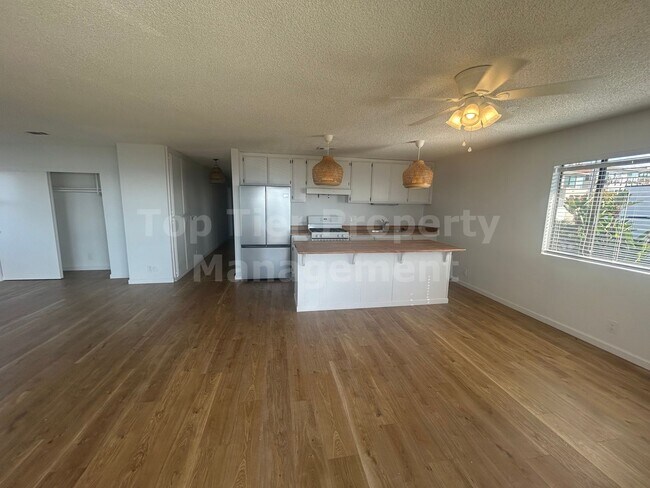 Building Photo - ***Ocean-View Bungalow in Beautiful Cardiff By the Sea - 2 bed/2 bath - Available NOW***