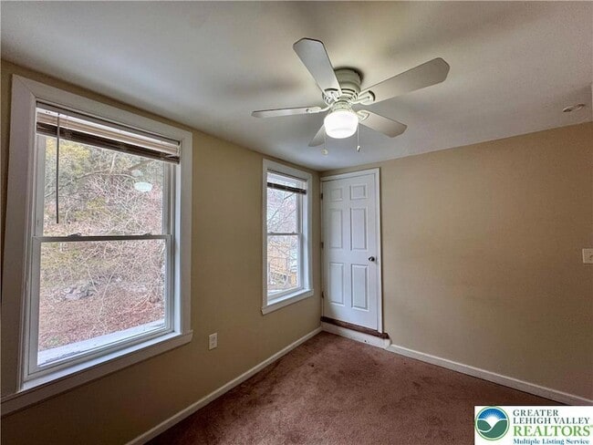 Building Photo - 207 Spring St