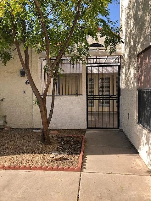 Primary Photo - 15801 N 29th St
