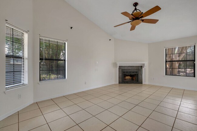 Building Photo - 1193 Tumbleweed Run