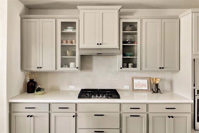 Building Photo - 8415 Laughlin Ln