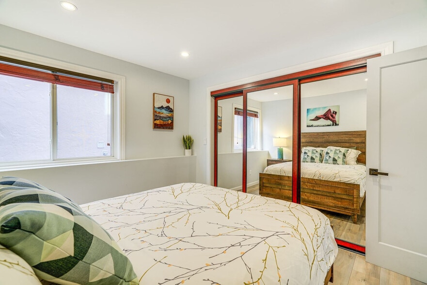 Building Photo - 211 Genebern Way