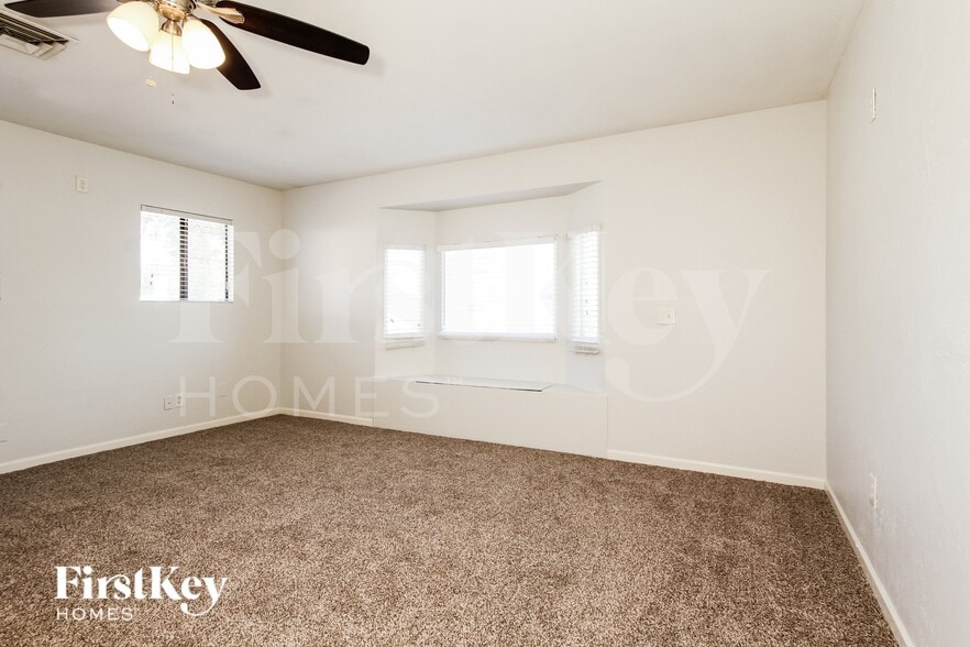 Building Photo - 9808 N 47th Ave