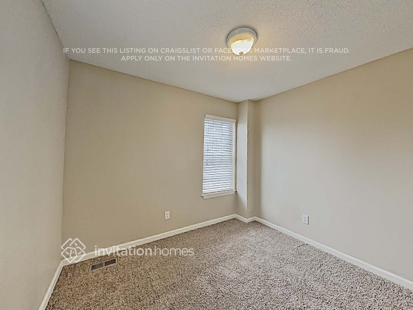 Building Photo - 2323 Wavetree Ln NW