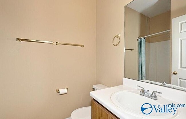 Building Photo - 111 Bentworth Ln