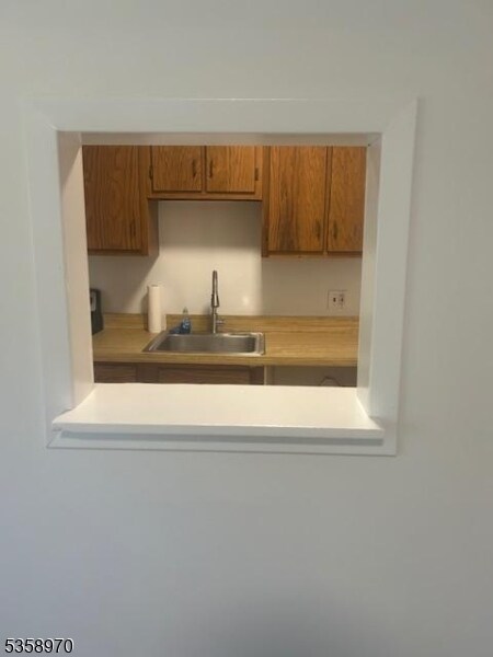 Building Photo - 362 Rutherford Ave