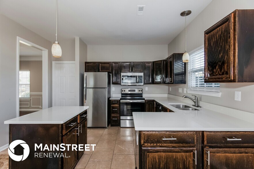 Building Photo - 11509 Planters Estates Dr