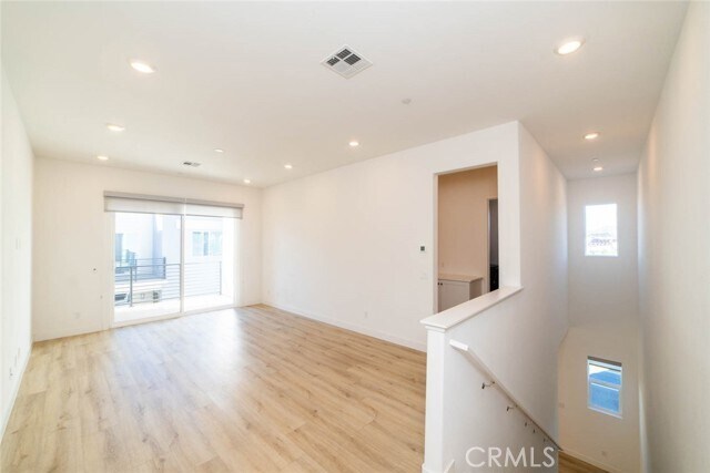 Building Photo - 155 Baluster