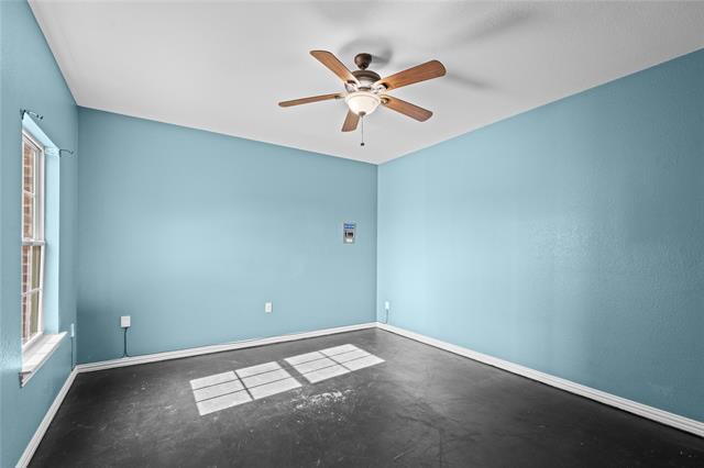 Building Photo - 10437 Brangus Dr