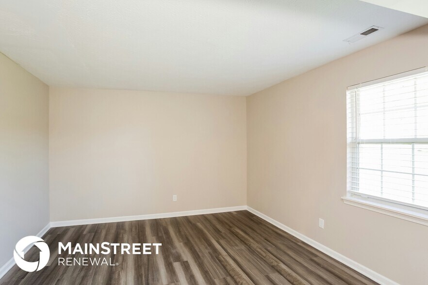 Building Photo - 176 Lullaby Ct