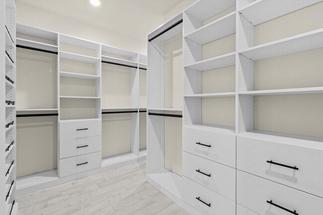 Building Photo - 10372 SW Green Turtle Ln