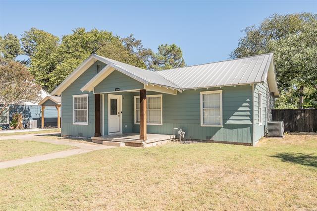 Primary Photo - 1009 S Waco St