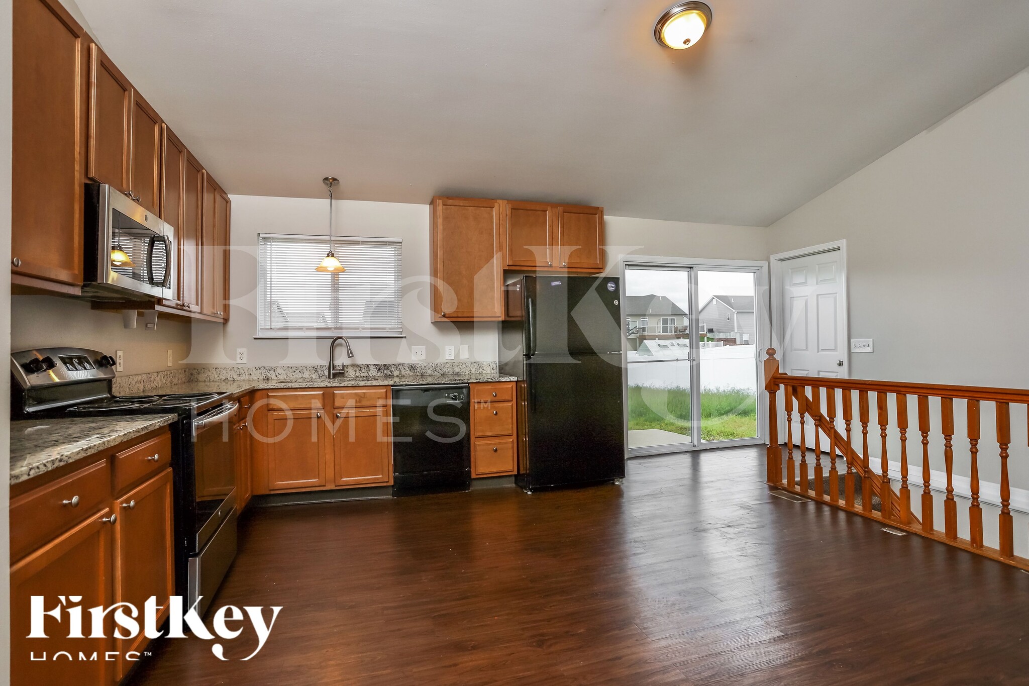 Building Photo - 322 Aspen Creek Dr