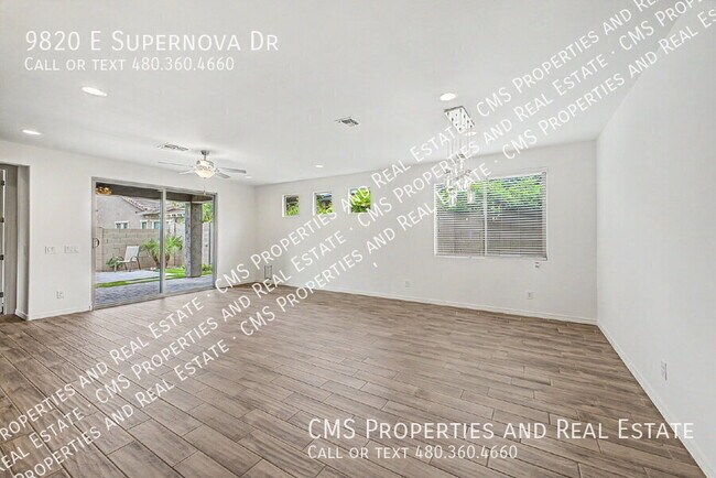 Building Photo - 9820 E Supernova Dr