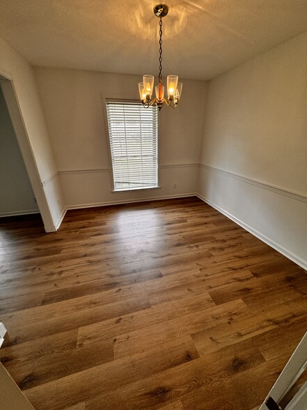 Building Photo - 5427 Shirlington Ave