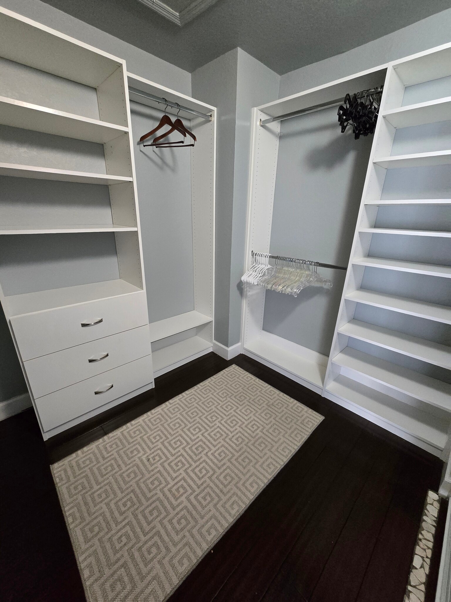 Master walk-in closet - 802 King Neptune Ln